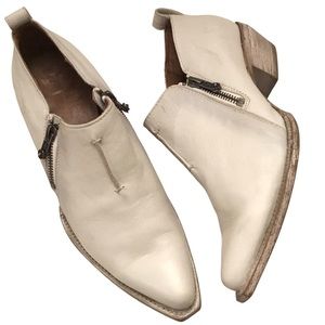 Frye Sacha Moto Shootie Boots Size 8 White-washed Low Profile Western Style